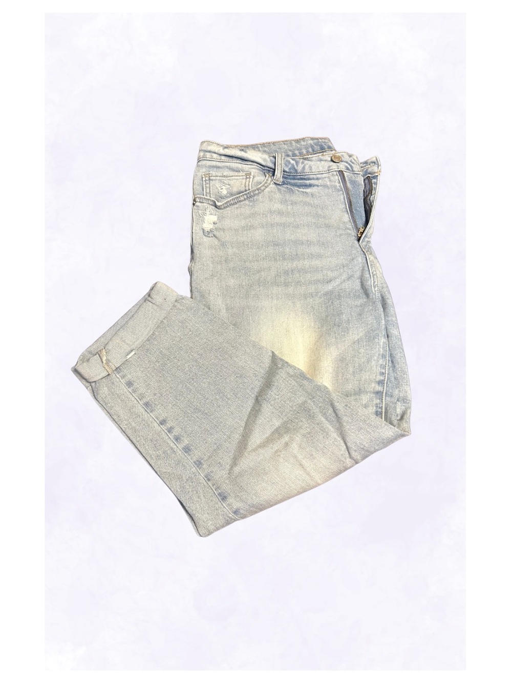Women's light wash distressed denim Capri size 14